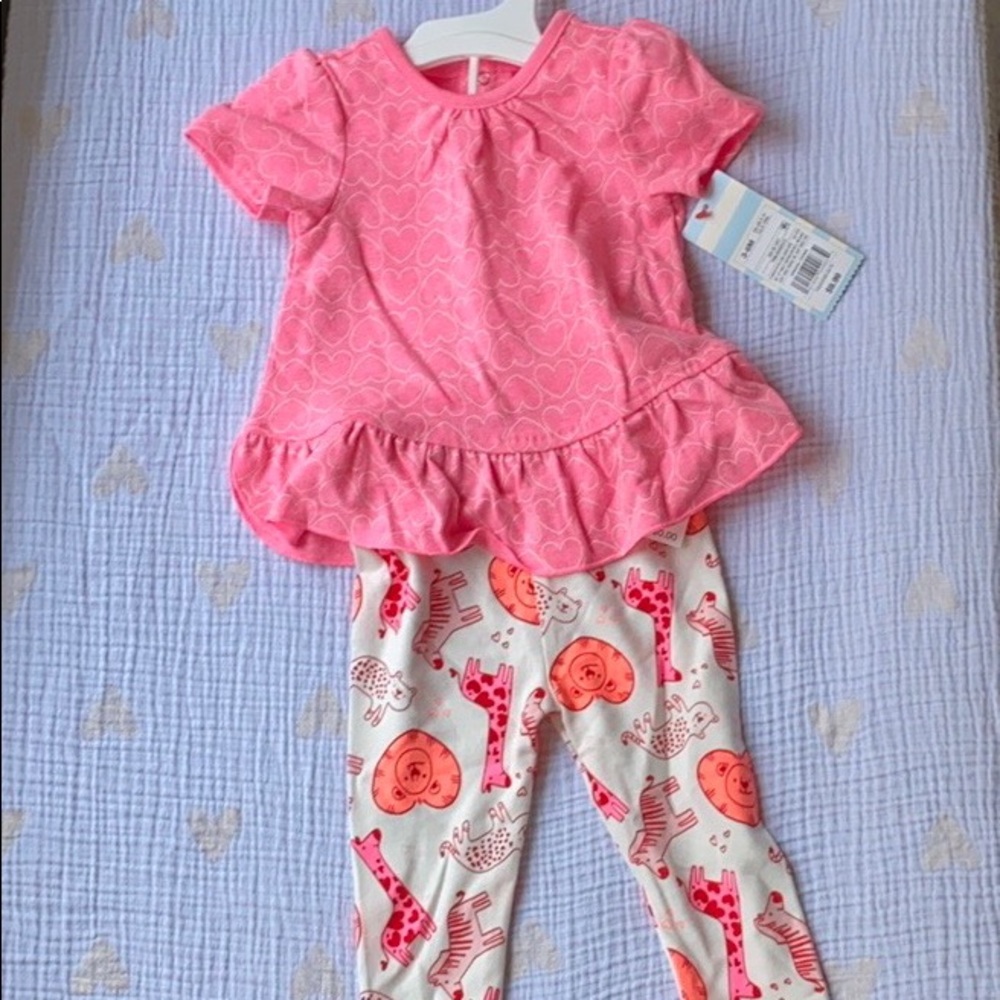 Brand new pink heart and animal print outfit